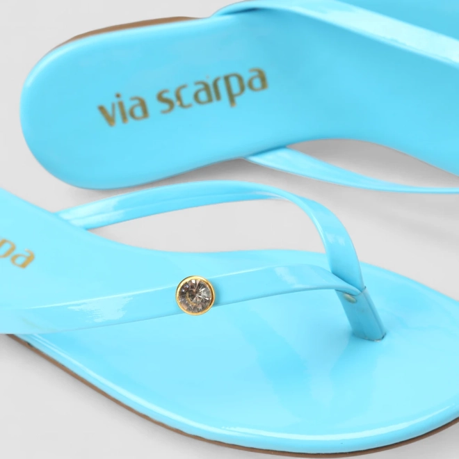 Rasteira Feminina Via Scarpa Pedraria Verniz Azul