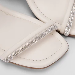 Sandália Feminina Penélope Salto Bloco Tira Strass Off White