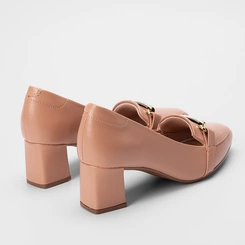 Scarpin Beira Rio Detalhe Strass Nude