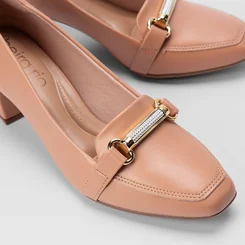 Scarpin Beira Rio Detalhe Strass Nude