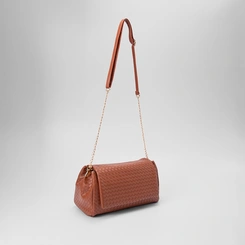 Bolsa Baguete Penélope Tressê Detalhe Corrente Caramelo
