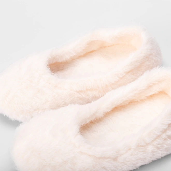 Pantufa Fechada Stz Off White
