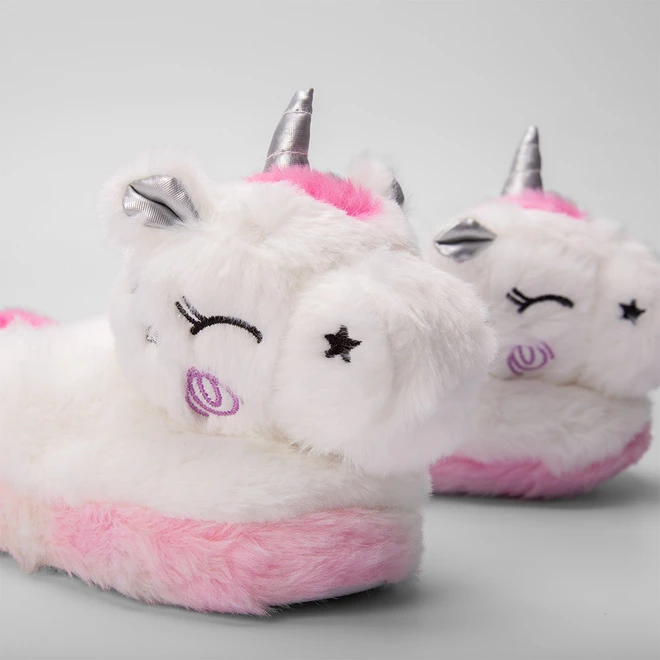 Pantufa Fechada Infantil Stz Unicórnio Branco