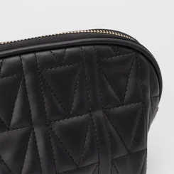 Necessaire Gabriela Meia Lua Matelassê Preto