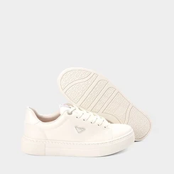 Tênis Casual Feminino Via Marte Detalhe Strass Bege