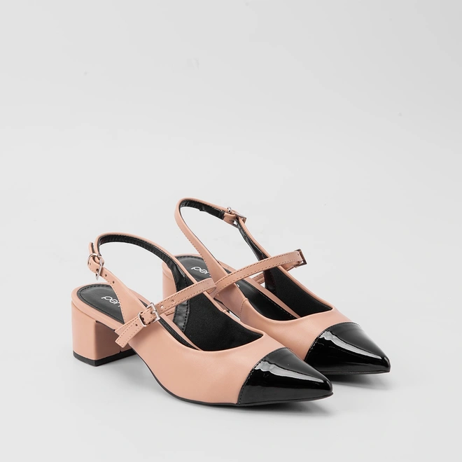 Scarpin Feminino Slingback Penélope Fivelas Recorte Verniz Preto & Nude