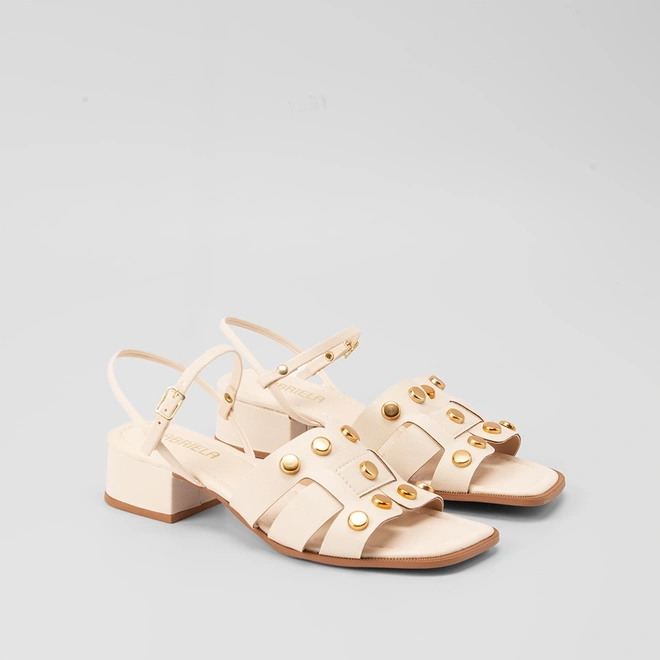 Sandália Gabriela Salto Bloco Tira Larga Rebite Off White