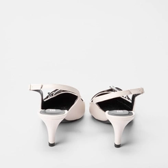 Scarpin Slingback Gabriela Detalhe Fivela Off White