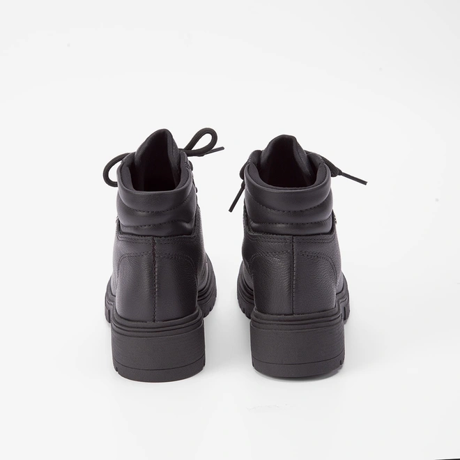 Bota Coturno Dakota Detalhe Acolchoado Preto