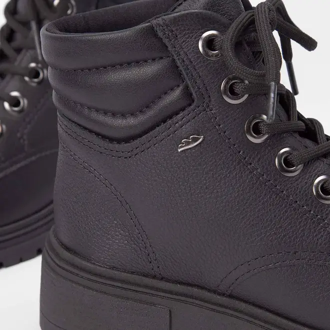 Bota Coturno Dakota Detalhe Acolchoado Preto