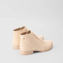 Bota Coturno Mississipi Pespontos Napa Marfim