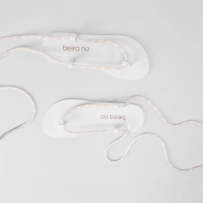 Chinelo Beira Rio Tiras Amarração Branco