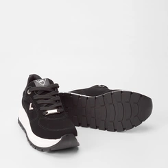 Tênis Chunky Feminino Via Marte Nobuck Detalhe Strass Preto