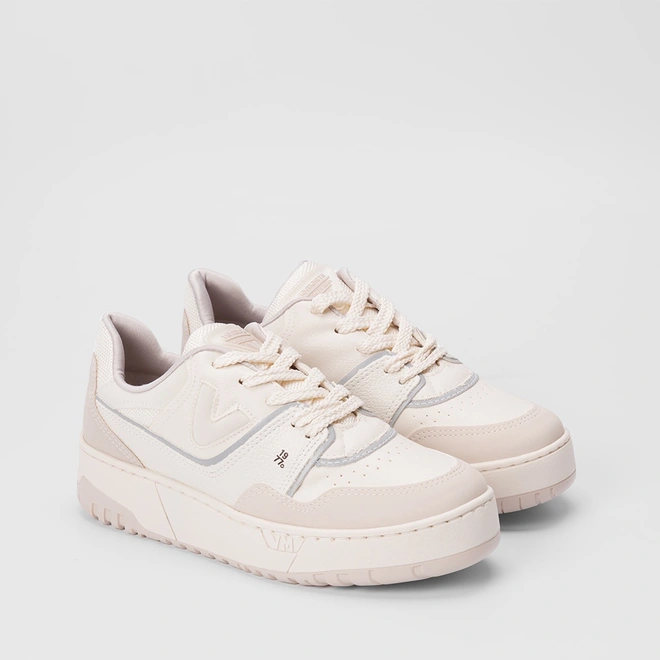 Tênis Casual Feminino Via Marte Recortes Nobuck Marfim & Bege