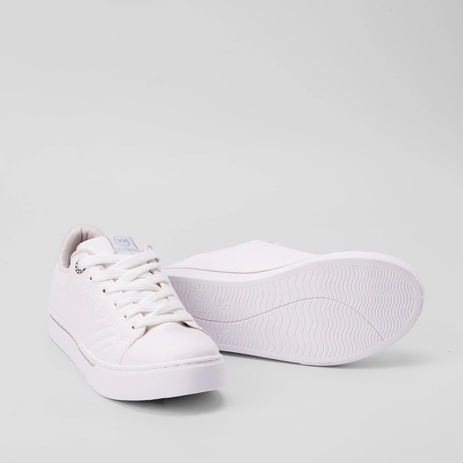 Tênis Casual Feminino Via Marte Pespontos Ilhós Strass Branco