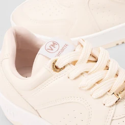 Tênis Via Marte Feminino Recortes Detalhe Ilhós Strass Marfim