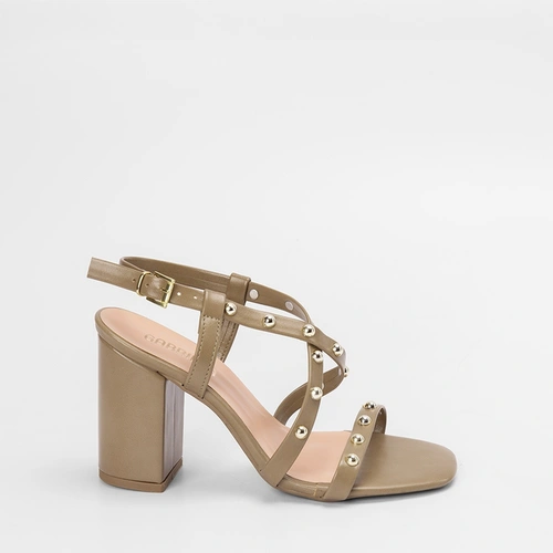 Sandália Gabriela Salto Bloco Tiras Detalhe Rebite Verde Oliva