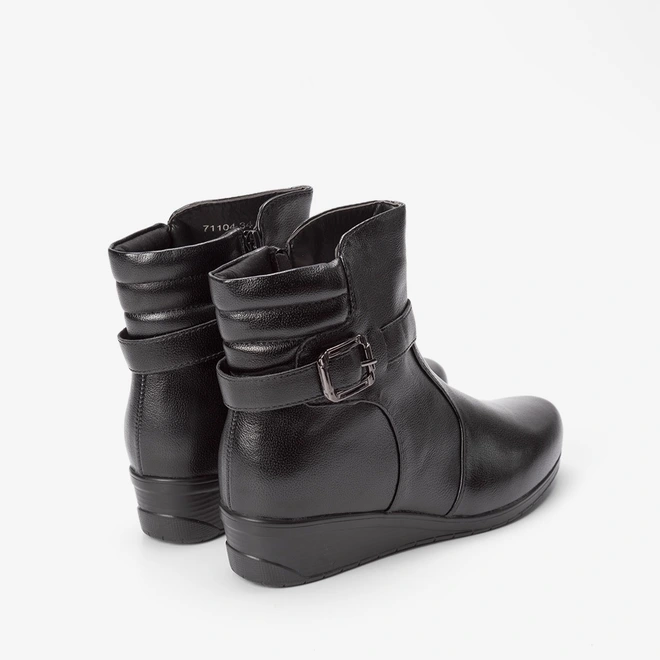 Ankle Boot Mooncity Anabela Detalhe Fivela Preto
