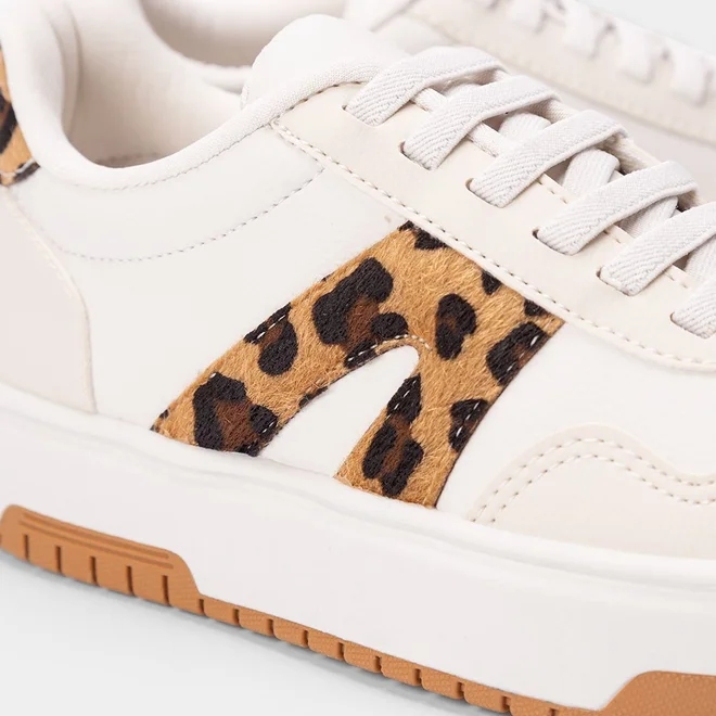 Tênis Casual Feminino Gabriela Flatform Detalhe Onça Off White