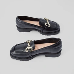 Mocassim Loafer Feminino Moleca Plataforma Fivela Preto