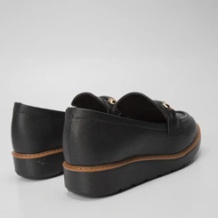 Mocassim Modare Anabela Detalhe Pesponto Preto
