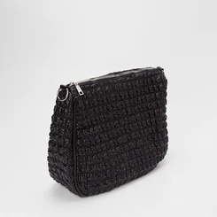 Bolsa Gabriela Grande Efeito Matelassê Preto