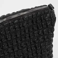 Bolsa Gabriela Grande Efeito Matelassê Preto