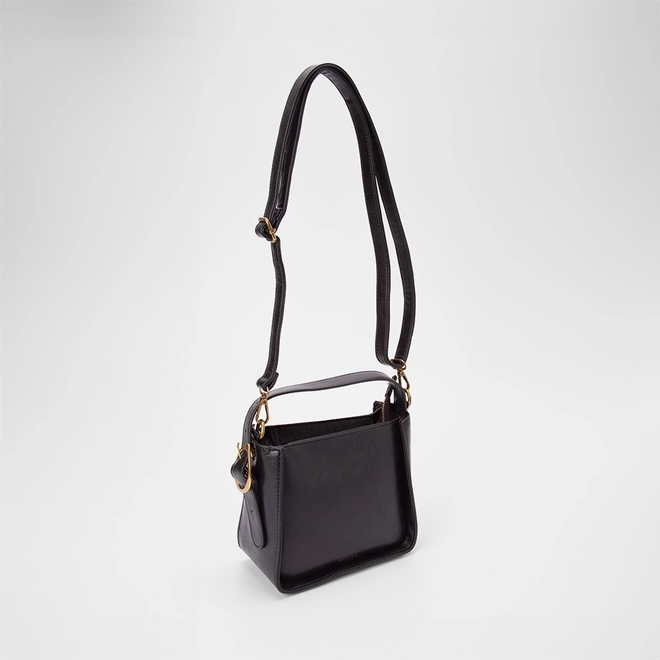 Bolsa Bucket Pequena Gabriela Transversal Detalhe Fivela Preto