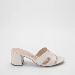 Tamanco Gabriela Salto Grosso Tiras Vazadas Off White