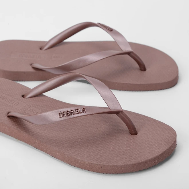Chinelo Gabriela Marrom