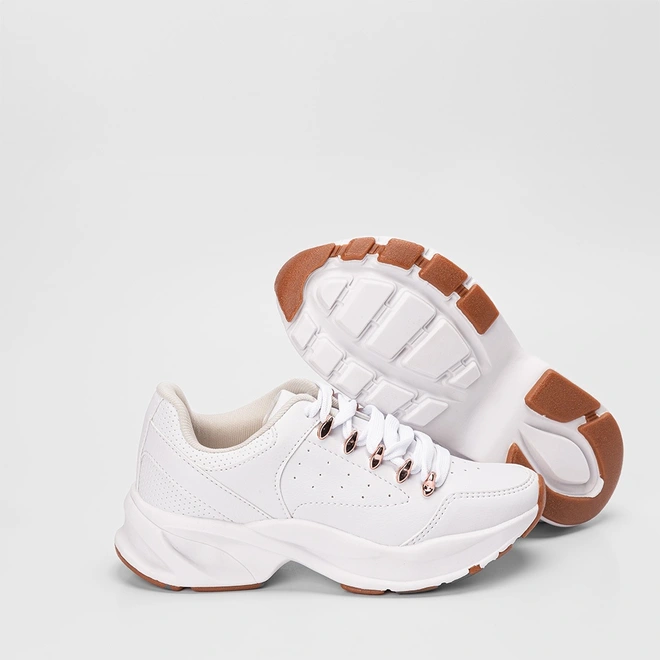 Tênis Chunky Gabriela  Detalhe Ilhós Metalizado Branco