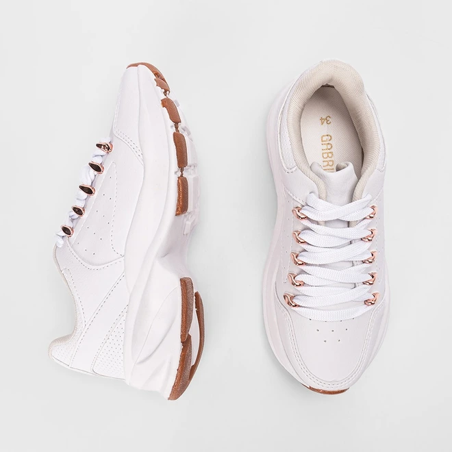 Tênis Chunky Gabriela  Detalhe Ilhós Metalizado Branco