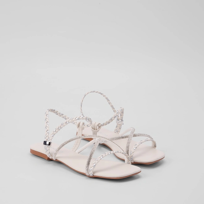Sandália Rasteira Feminina Penélope Tira Tressê & Strass Metalizado Off White