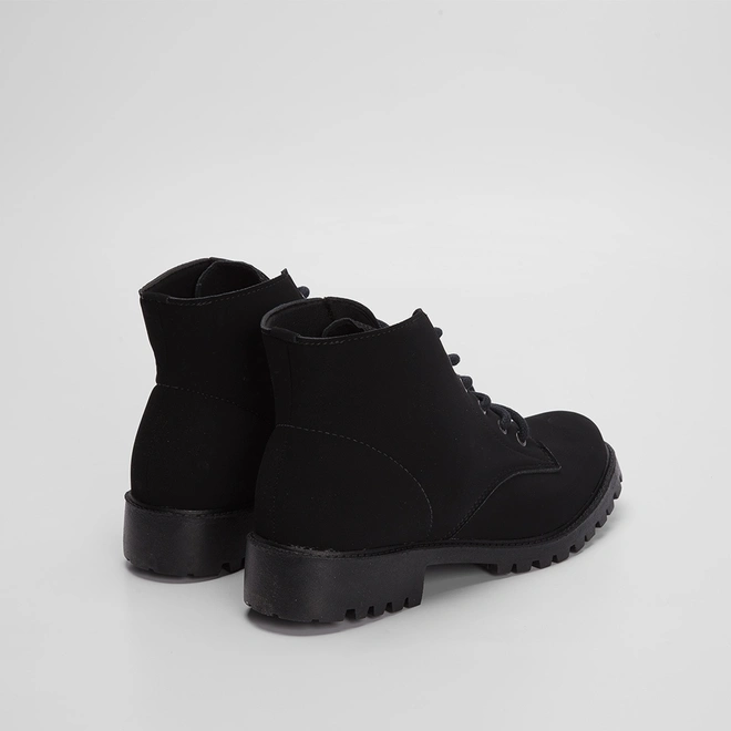 Bota Coturno Penélope Tratorada Nobuck Preto
