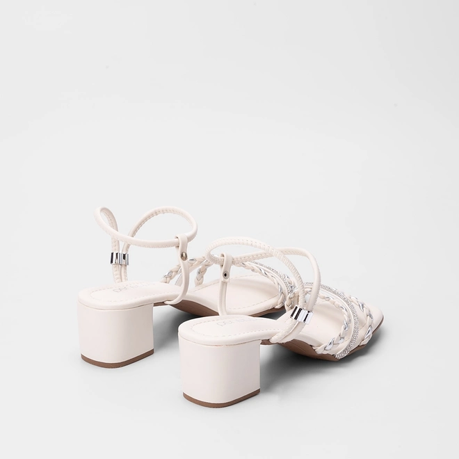 Sandália Penélope Tiras Strass & Tressê Metalizada Off White