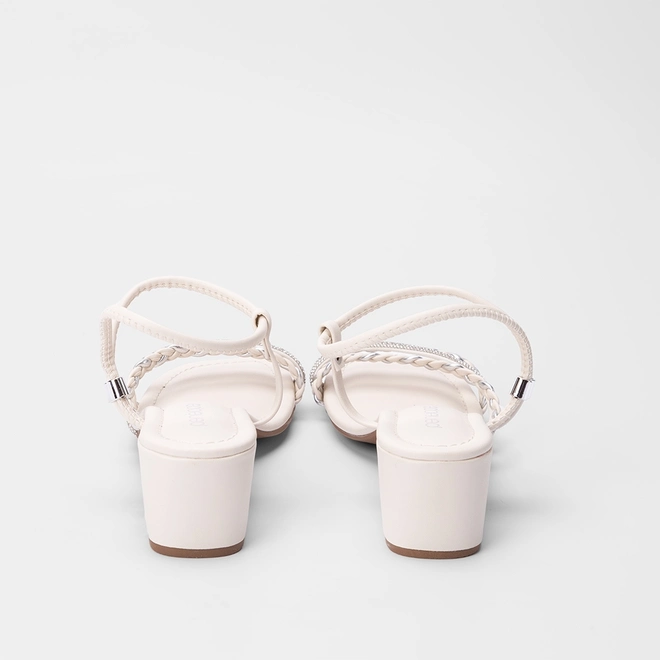 Sandália Penélope Tiras Strass & Tressê Metalizada Off White