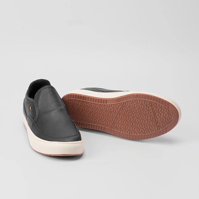Slip On Masculino Mac & Jac Detalhes Perfuros Preto
