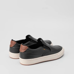 Slip On Masculino Mac & Jac Detalhes Perfuros Preto