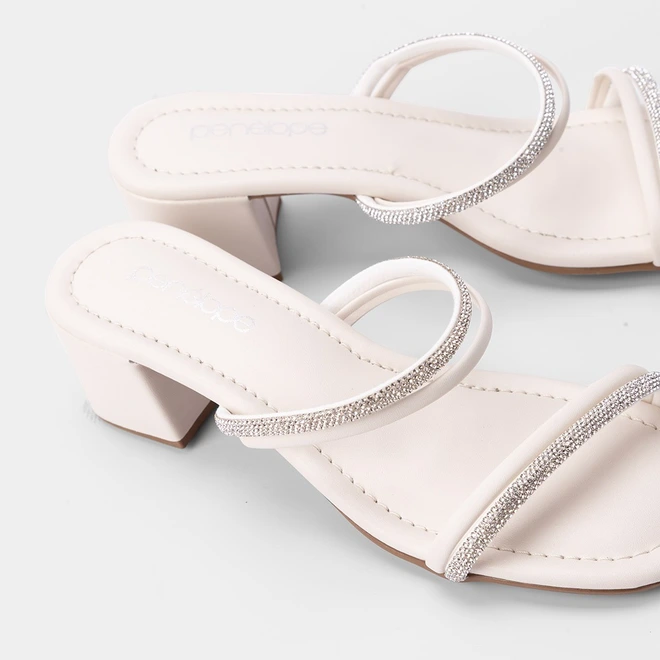 Tamanco Feminino Penélope Salto Bloco Tira Strass Off White