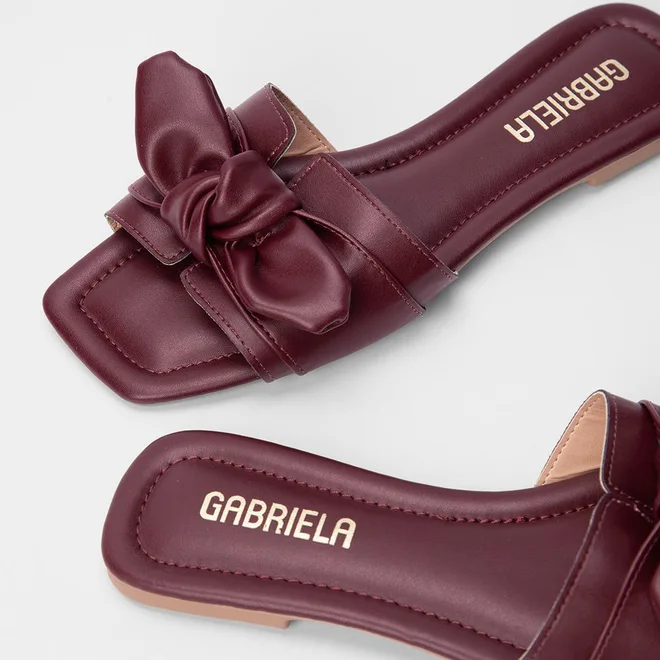 Rasteira Gabriela Tira Detalhe Laço Vinho