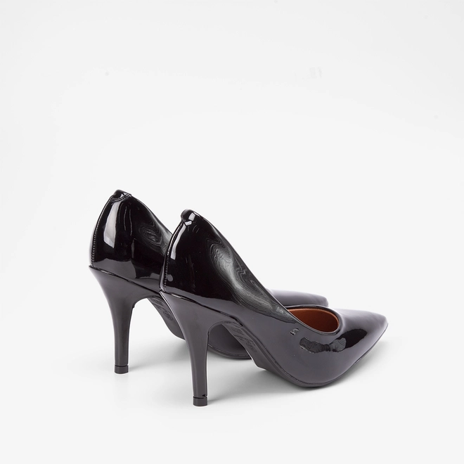 Scarpin Feminino Gabriela Essenciais Salto Fino Verniz Preto
