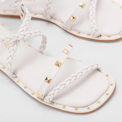 Sandália Rasteira Gabriela Tiras Tressê & Rebite Off White