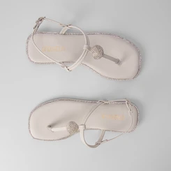 Sandália Rasteira Feminina Gabriela Enfeite Strass Off White