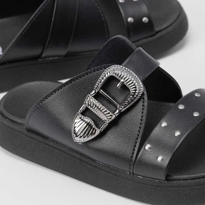 Rasteira Infantil Papete Molekinha Flat Fivela & Rebite Preto
