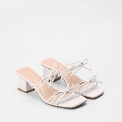 Tamanco Feminino Penélope Multitiras Slim Detalhe Laço Off White