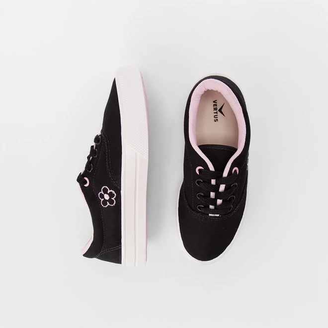Tênis Infantil Vertus Casual Flor Lateral Preto
