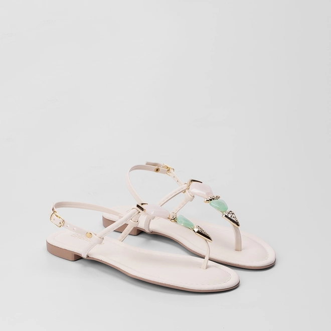 Sandália Rasteira Gabriela Detalhe Pedraria Off White