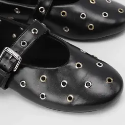 Sapatilha Boneca Gabriela Detalhe Ilhós Preto