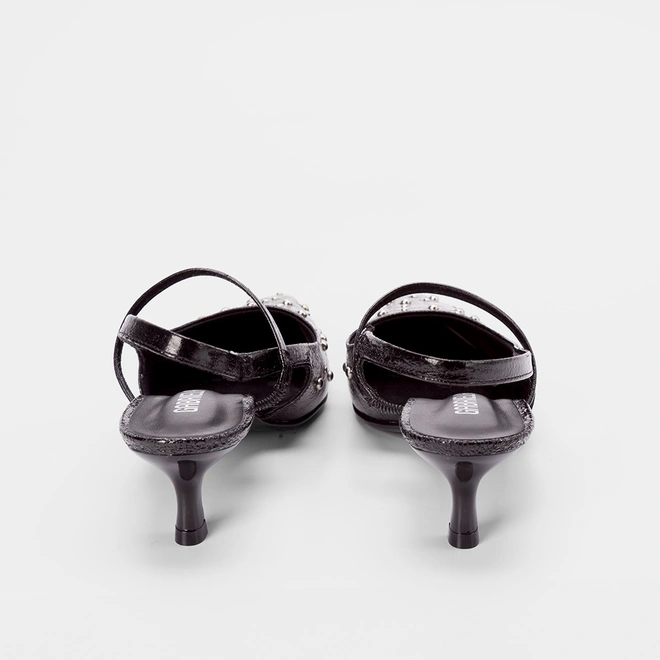 Scarpin Slingback Gabriela Salto Fino Rebite Preto