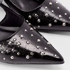Scarpin Slingback Gabriela Salto Fino Rebite Preto